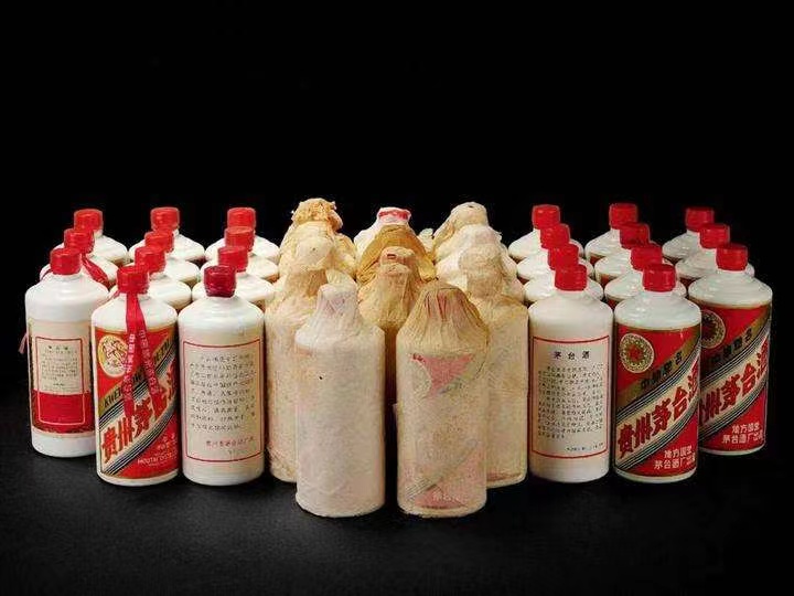 怀仁老酒回收上门哪里回收(附近上门回收茅台酒）?